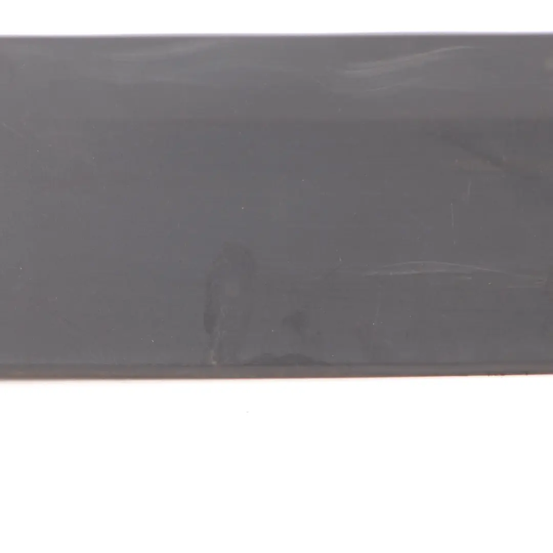 Türleiste hinten links Abdeckleiste für Mercedes Sprinter W906 mit Teilenummer A9066901582 Mercedes Sprinter W906 Türleiste hinten links Abdeckleiste - SKU A9066901582 - Teilenummer A9066901582