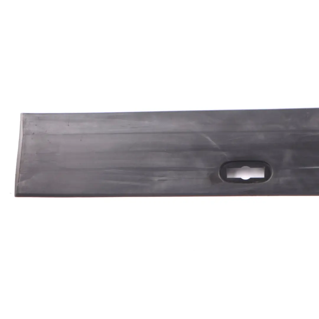 Moldura Puerta Trasera Izquierda Cubre Listón A9066901582 para Mercedes Sprinter W906 con número de pieza A9066901762 Mercedes Sprinter W906 Moldura Puerta Trasera Izquierda Cubre Listón A9066901582 - SKU A9066901762 - Número de pieza A9066901762