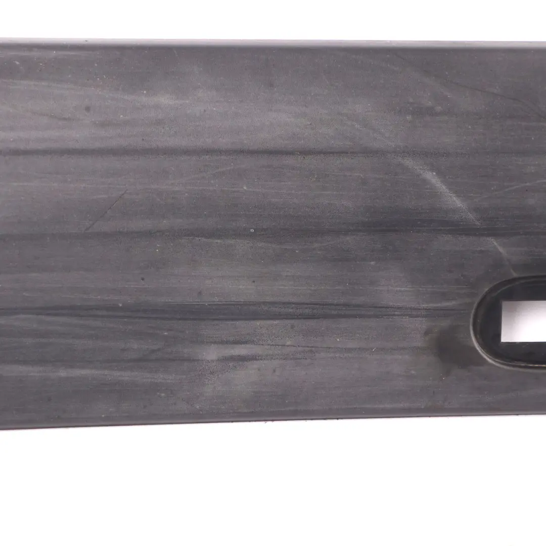 Türleiste hinten links Abdeckleiste für Mercedes Sprinter W906 mit Teilenummer A9066901762 Mercedes Sprinter W906 Türleiste hinten links Abdeckleiste - SKU A9066901762 - Teilenummer A9066901762