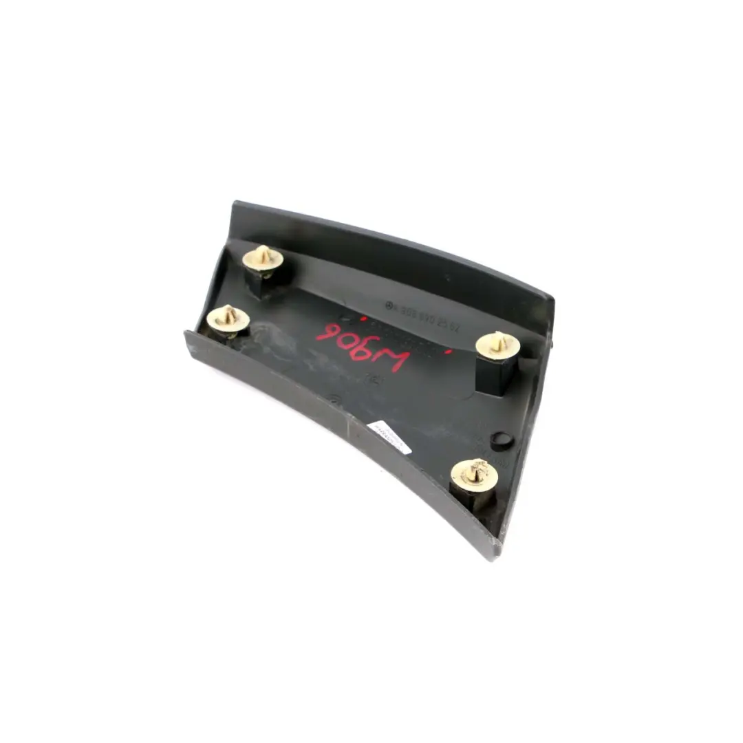 Listwa Błotnika Lewa do Mercedes W906 o numerze A9066902562 Mercedes W906 Listwa Błotnika Lewa - SKU A9066902562 - Numer Części A9066902562