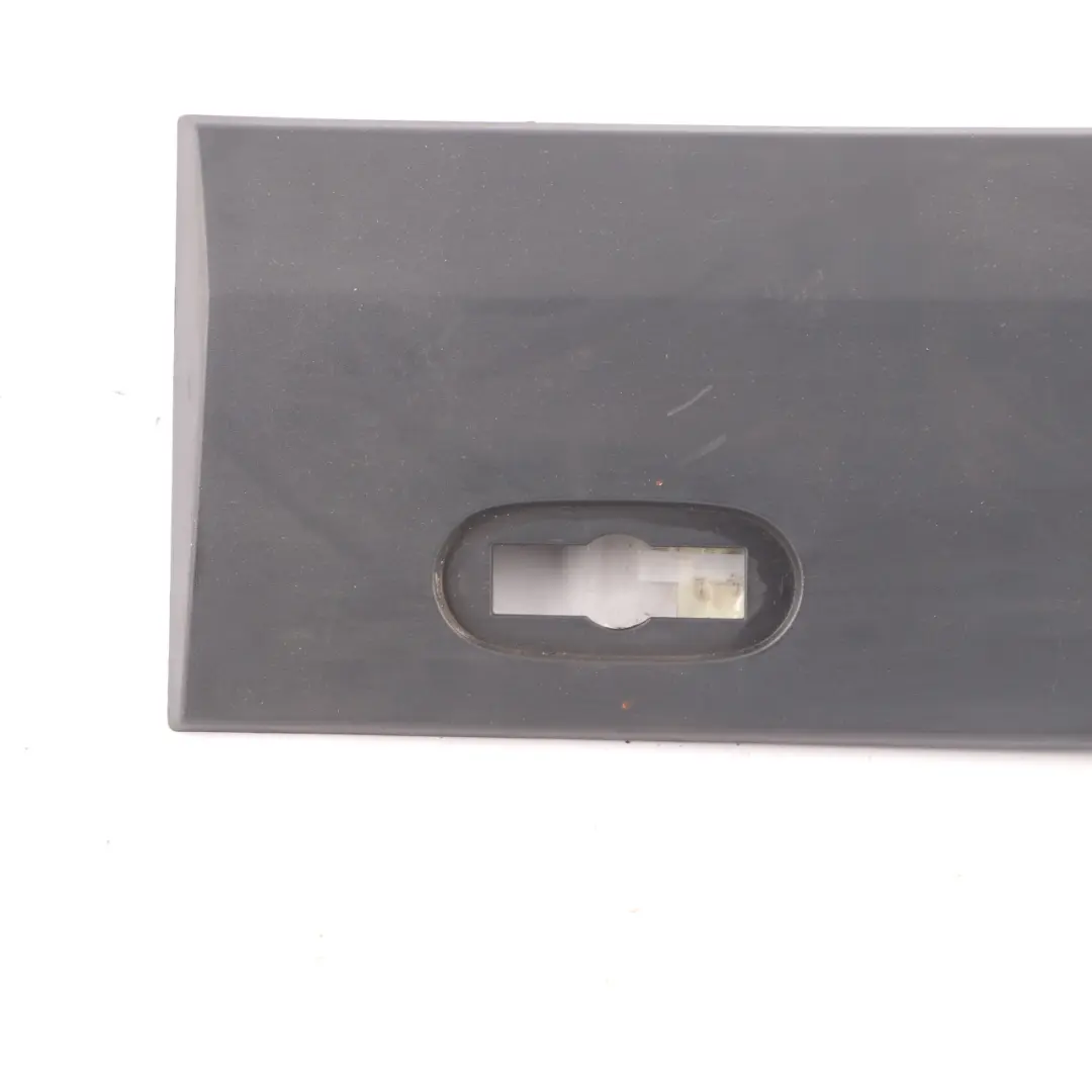 Mercedes W906 Tapa De Moldura De Puerta Corredera Izquierda - SKU A9066902582-1 - Número de pieza A9066902582