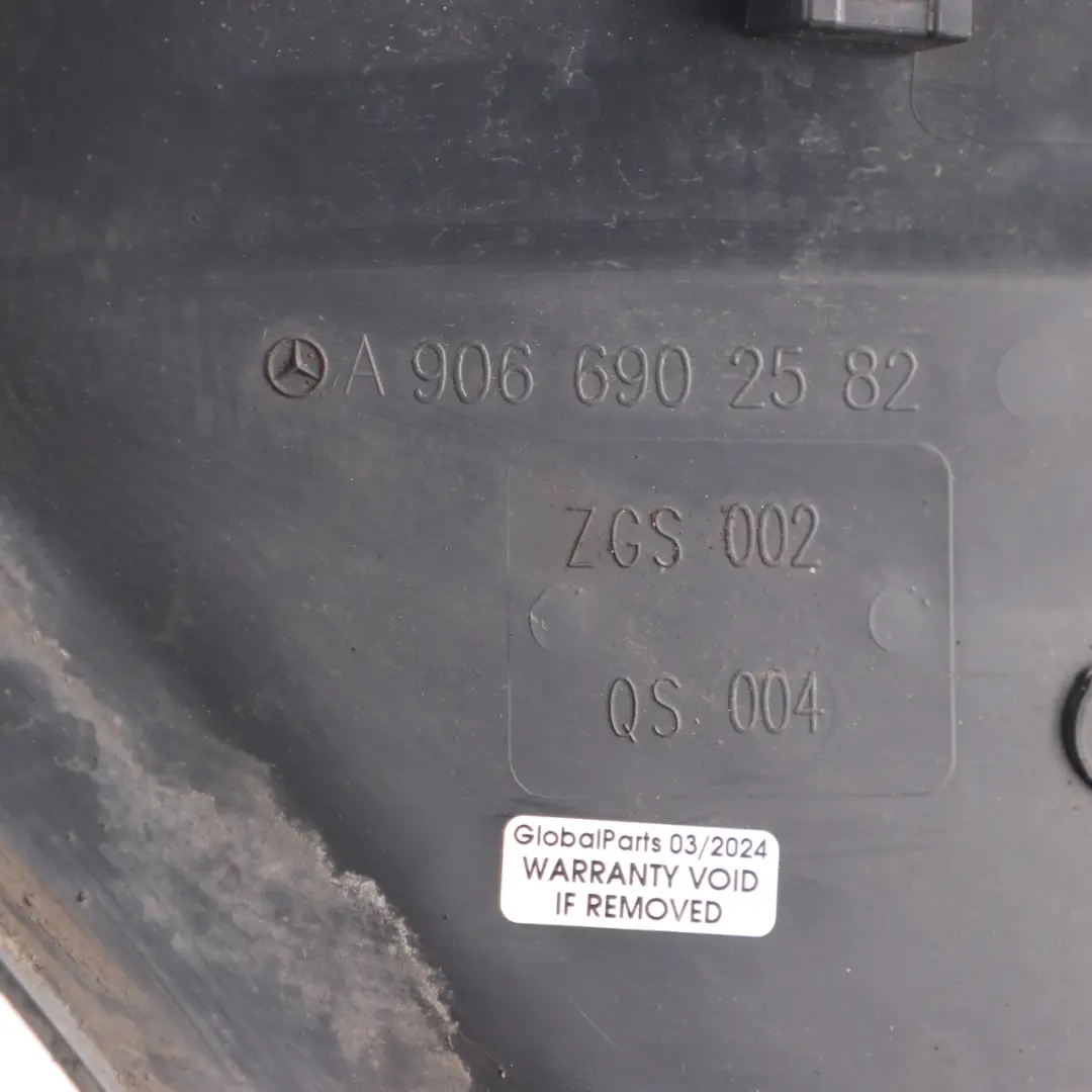 Schiebetür Zierleiste Abdeckung Links für Mercedes W906 mit Teilenummer A9066902582 Mercedes W906 Schiebetür Zierleiste Abdeckung Links - SKU A9066902582-1 - Teilenummer A9066902582