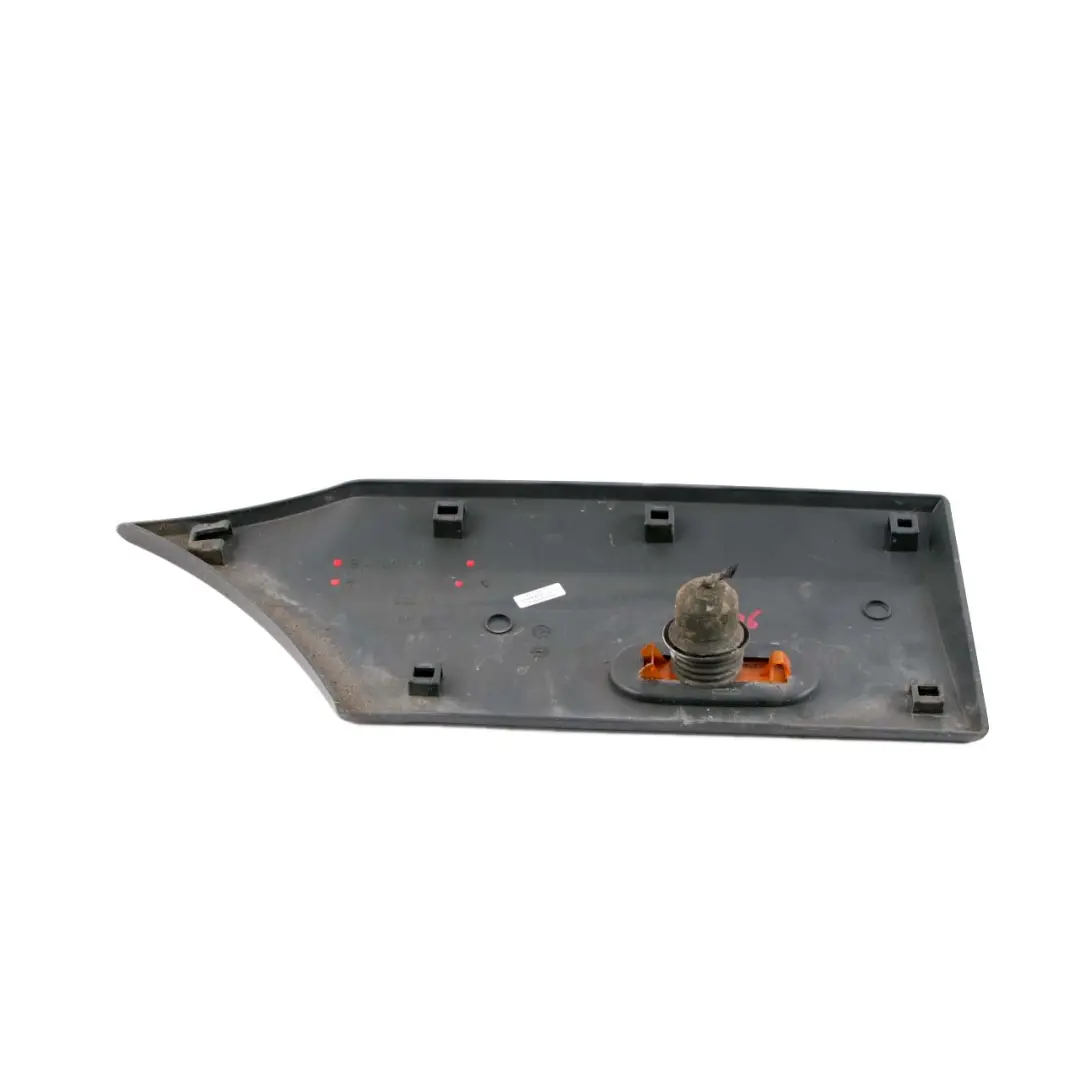 Cubierta moldura puerta corredera izquierda para Mercedes Sprinter W906 con número de pieza A9066902582 Mercedes Sprinter W906 Cubierta moldura puerta corredera izquierda - SKU A9066902582 - Número de pieza A9066902582