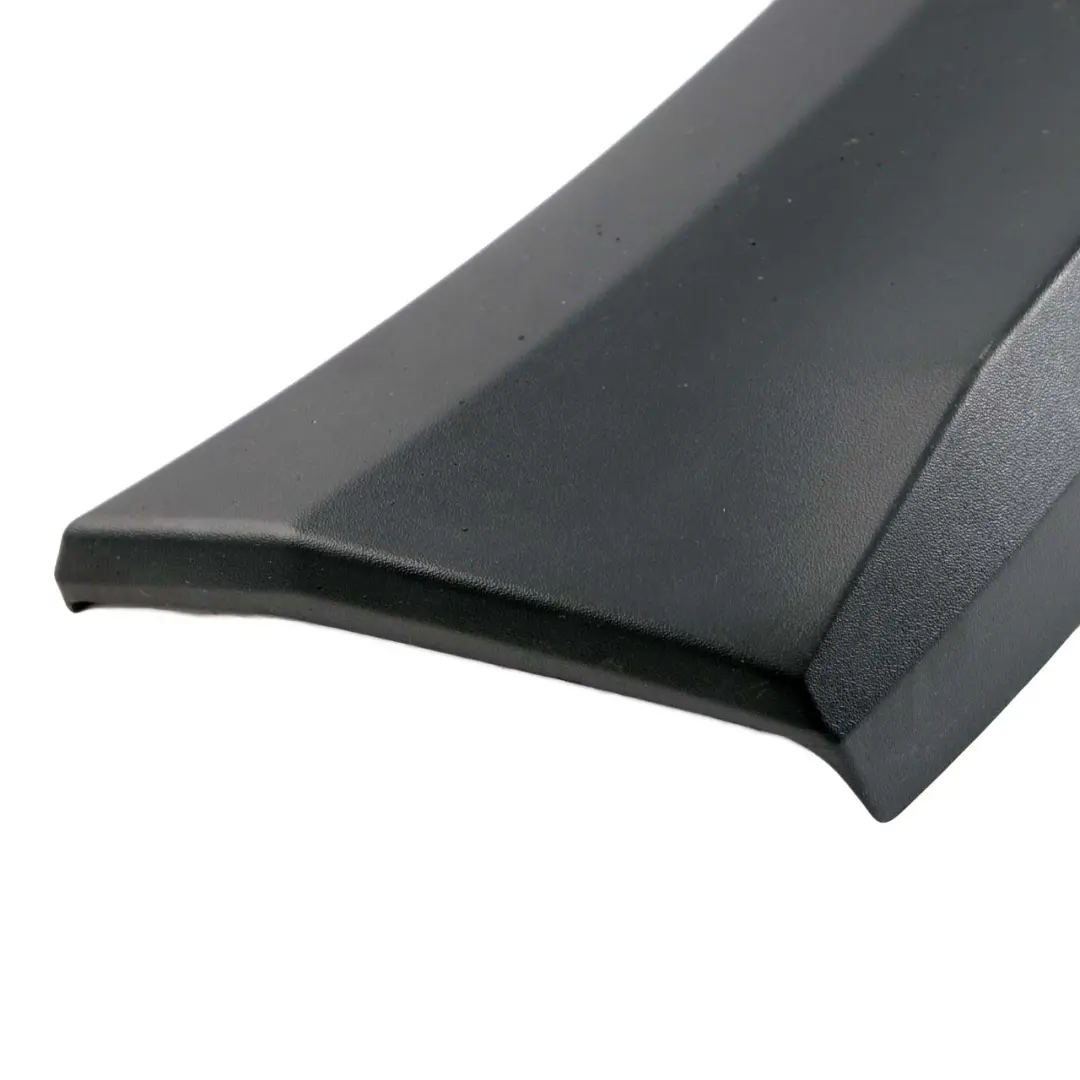 Moldura Protectora Derecha Cubierta para Mercedes Sprinter W906 con número de pieza A9066902662 Mercedes Sprinter W906 Moldura Protectora Derecha Cubierta - SKU A9066902662 - Número de pieza A9066902662