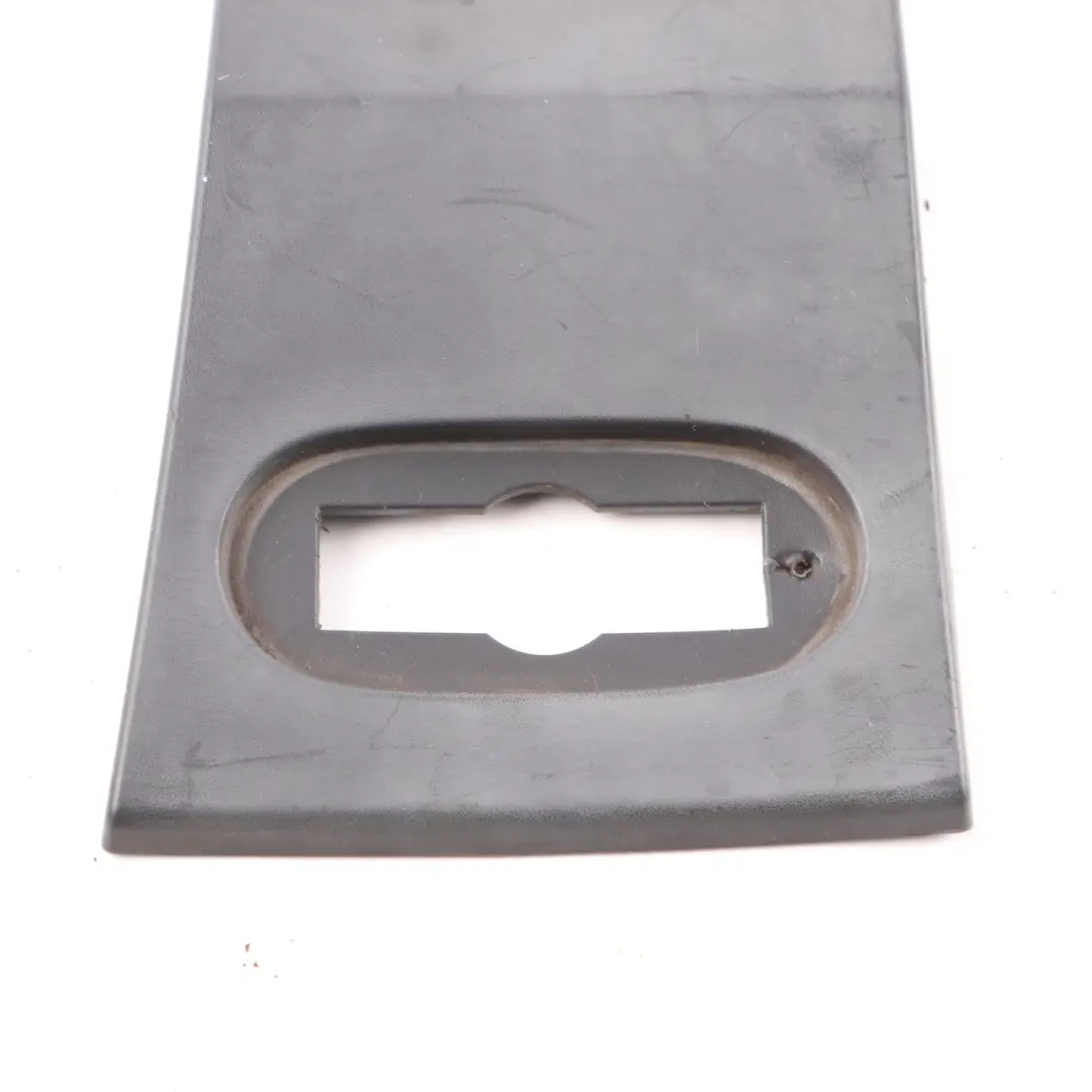 Mercedes W906 Puerta Delantera Izquierda Tapa Embellecedor Lateral - SKU A9066903062 - Número de pieza A9066903062