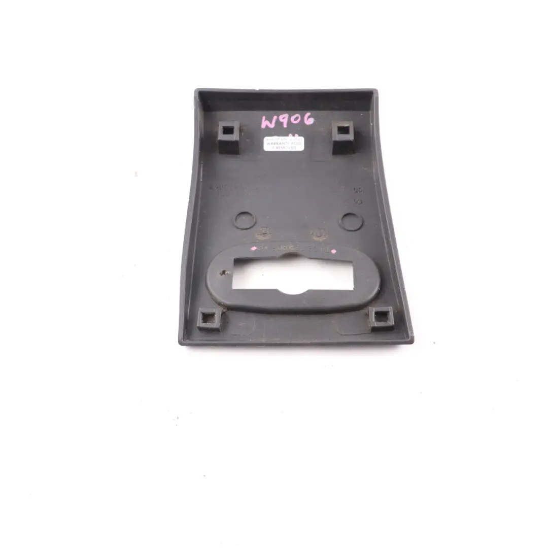 Mercedes W906 Puerta Delantera Izquierda Tapa Embellecedor Lateral - SKU A9066903062 - Número de pieza A9066903062