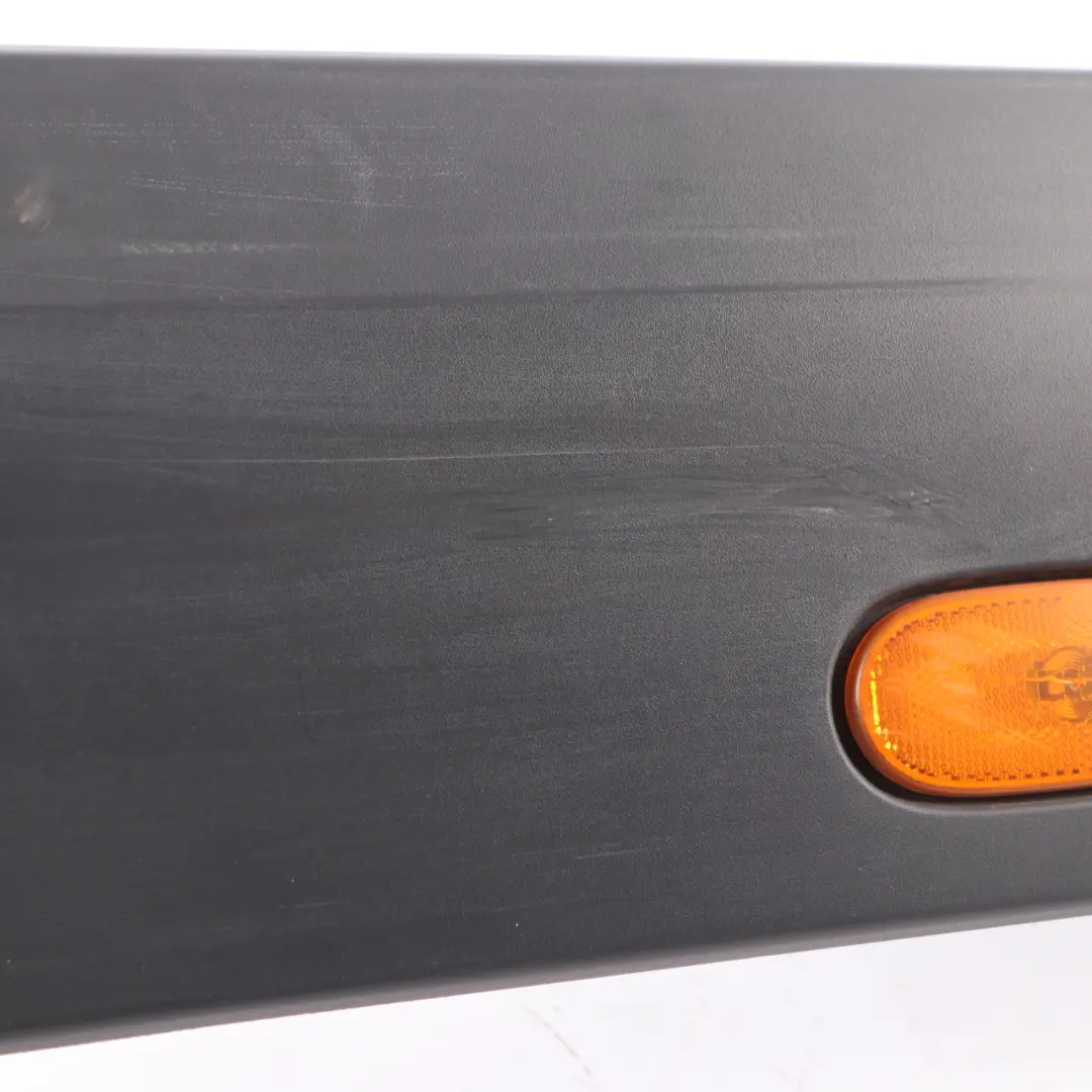 Quarter Moulding Hinten Links Trim Cover für Mercedes Sprinter W906 mit Teilenummer A9066903200 Mercedes Sprinter W906 Quarter Moulding Hinten Links Trim Cover - SKU A9066903200 - Teilenummer A9066903200