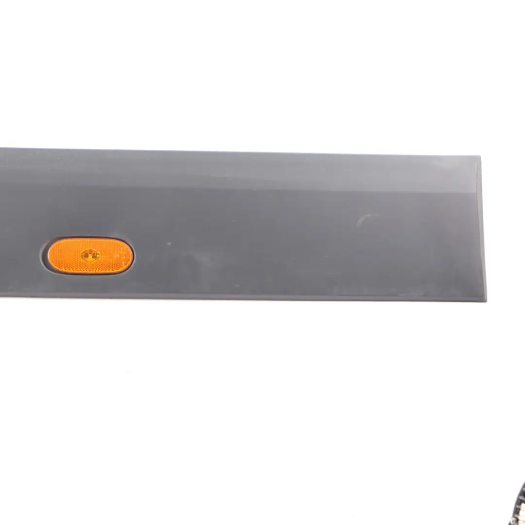 Mercedes Sprinter W906 Moulure de Quartier Arrière Droite Trim Cover - SKU A9066903300 - Numéro de pièce A9066903300