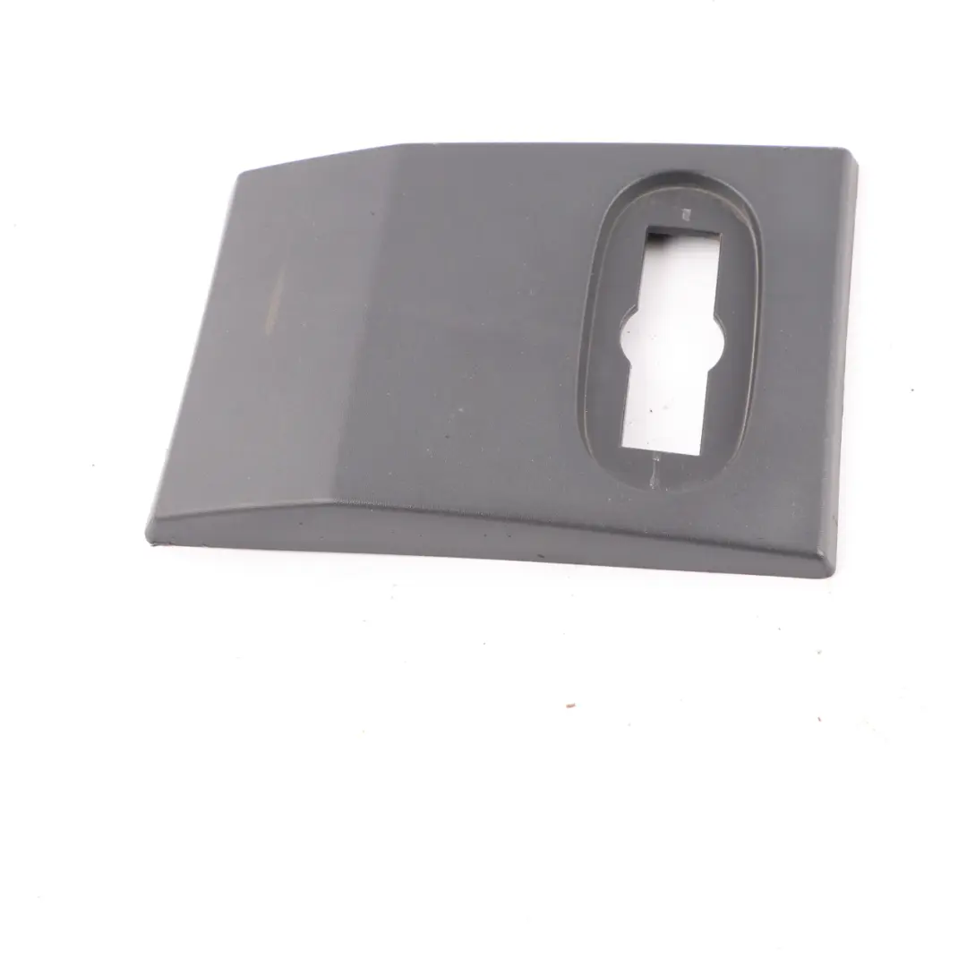 Striscia protettiva laterale modanatura destra per Mercedes Sprinter W906 con numero di parte A9066903362 Mercedes Sprinter W906 Striscia protettiva laterale modanatura destra - SKU A9066903362 - Numero di parte A9066903362