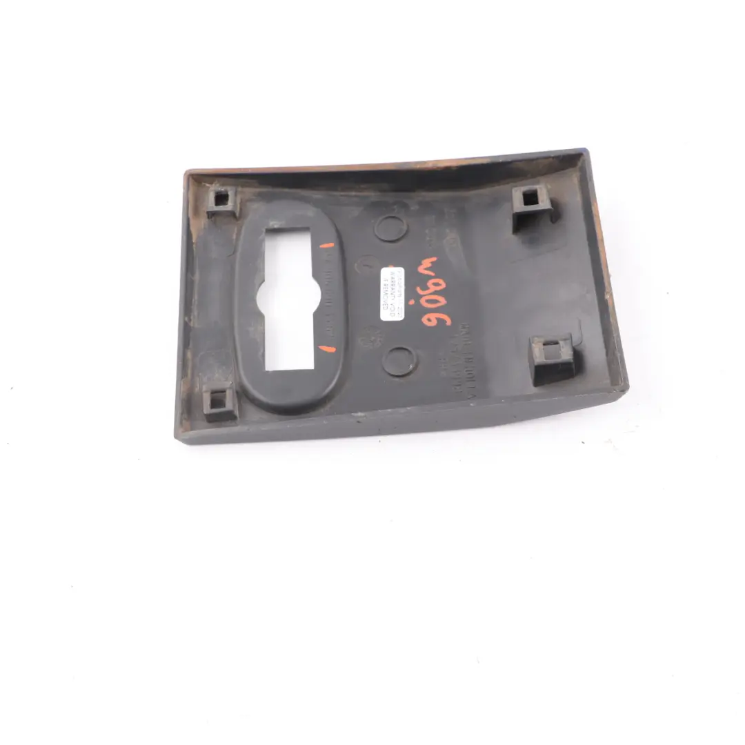 Seitenleuchte Schutzleiste Rechts für Mercedes Sprinter W906 mit Teilenummer A9066903362 Mercedes Sprinter W906 Seitenleuchte Schutzleiste Rechts - SKU A9066903362 - Teilenummer A9066903362