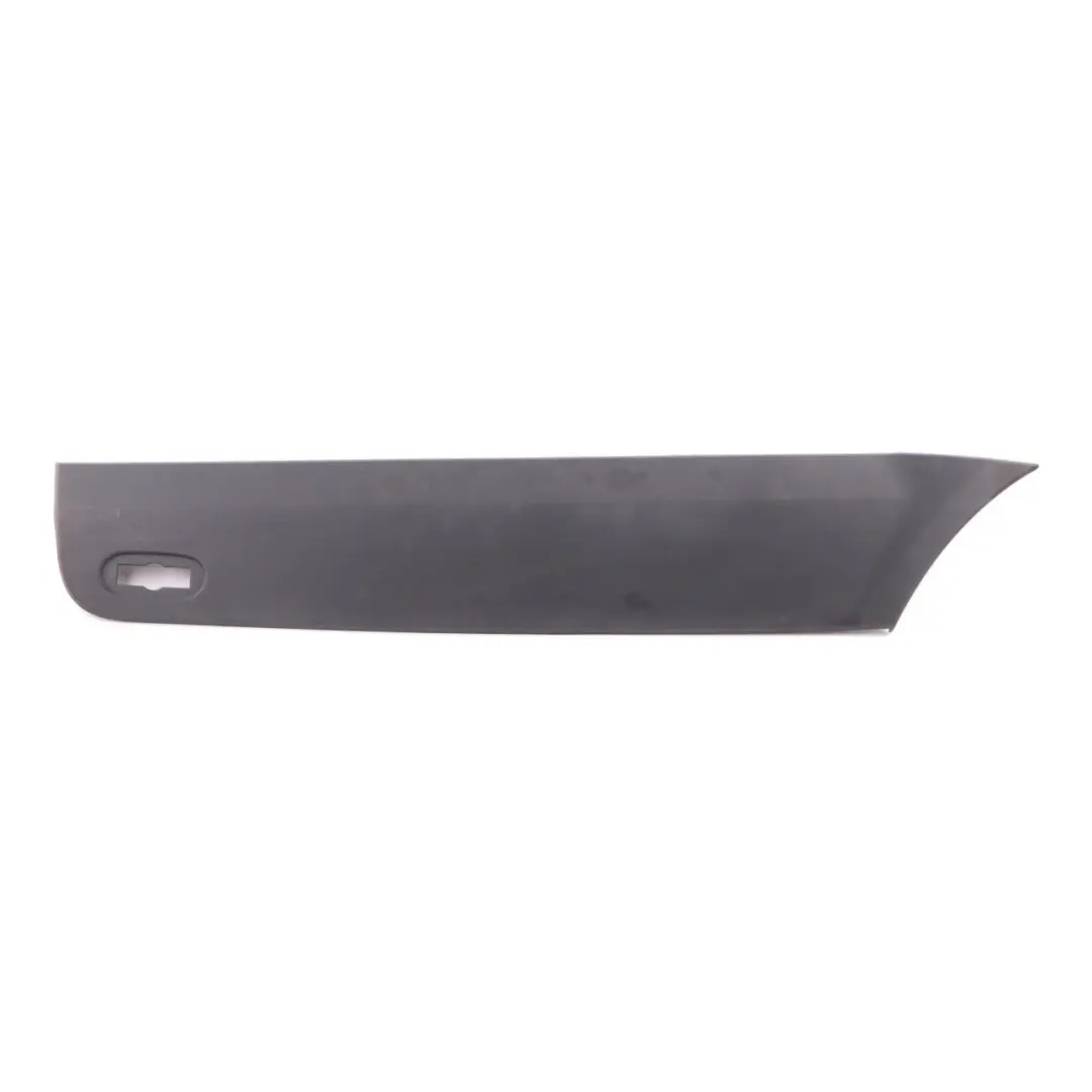 Mercedes Sprinter W906 Moulure de Quartier Arrière Droite Trim Cover - SKU A9066903500 - Numéro de pièce A9066903500