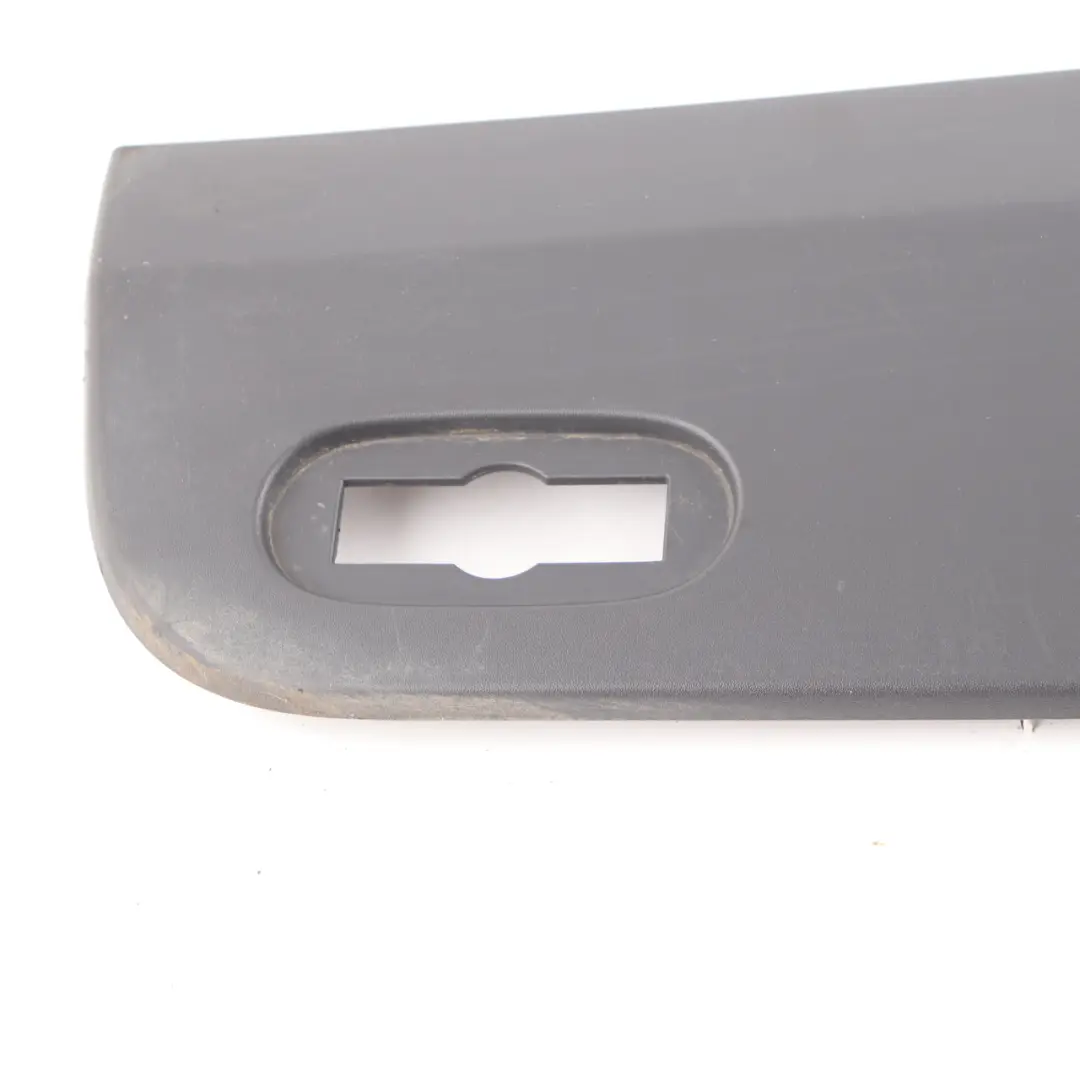 Mercedes Sprinter W906 Moulure de Quartier Arrière Droite Trim Cover - SKU A9066903500 - Numéro de pièce A9066903500
