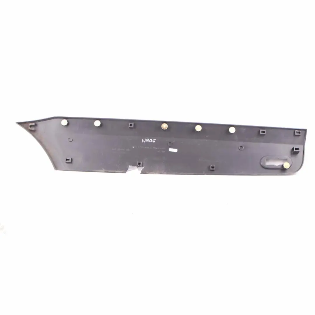 Mercedes Sprinter W906 Moulure de Quartier Arrière Droite Trim Cover - SKU A9066903500 - Numéro de pièce A9066903500