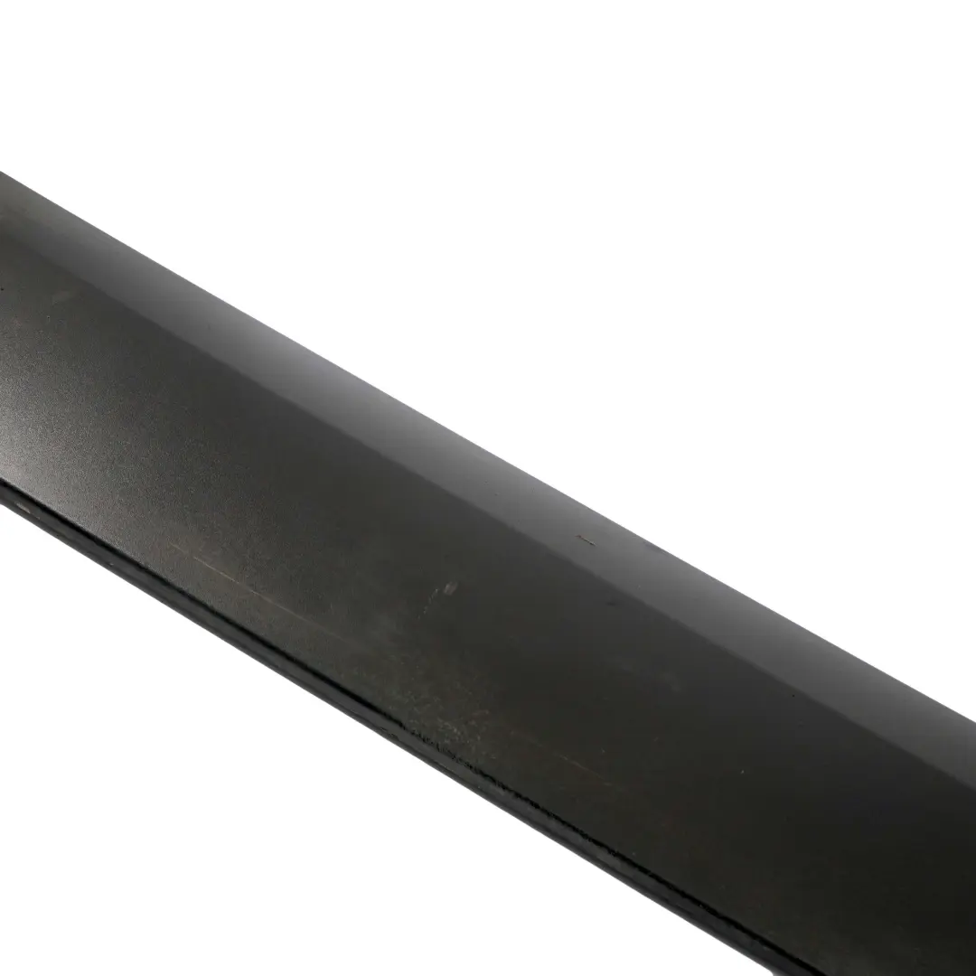 Mercedes-Benz Sprinter W906 Front Left Trim Door Cover Moulding para con número de pieza A9066904982 Mercedes-Benz Sprinter W906 Front Left Trim Door Cover Moulding - SKU A9066904982 - Número de pieza A9066904982