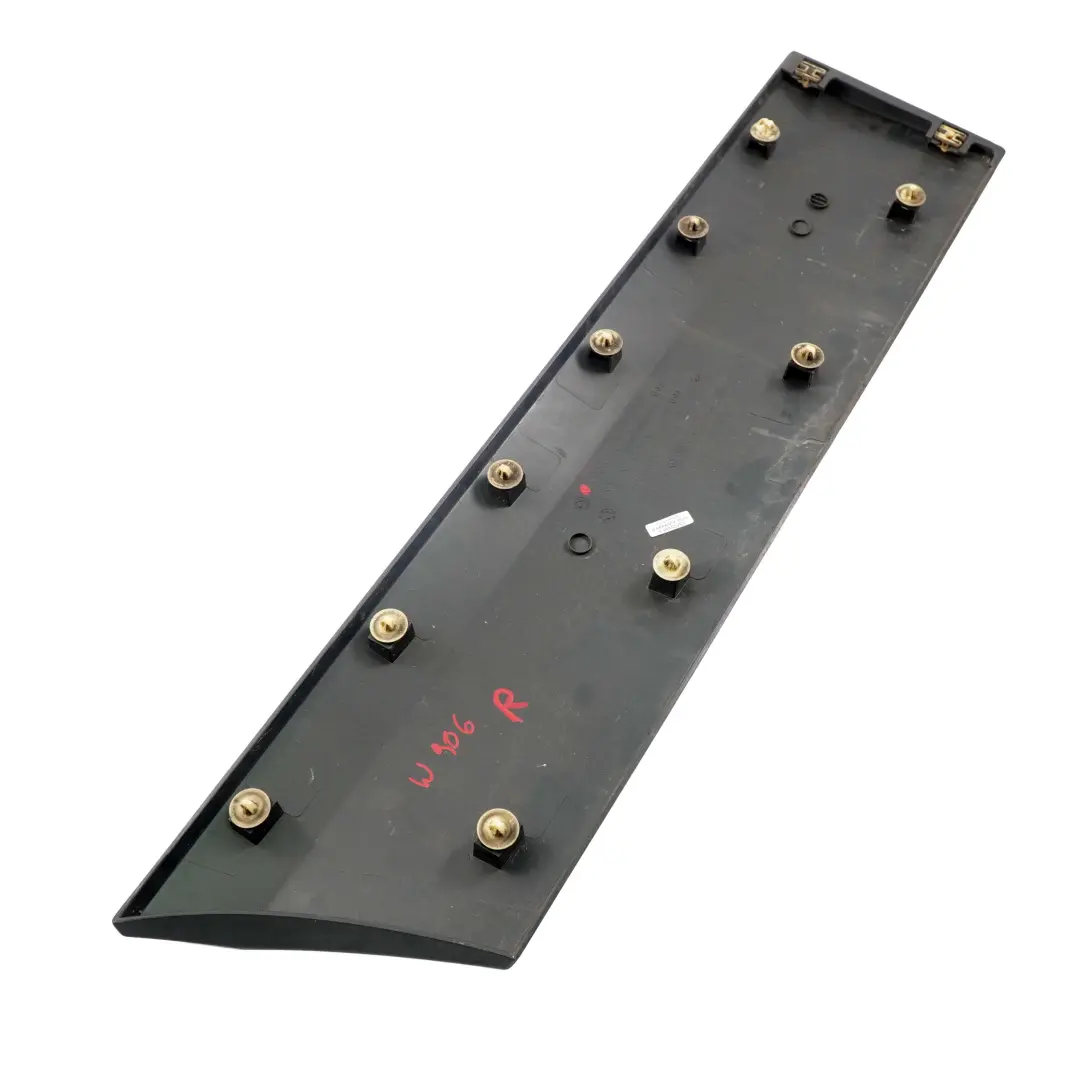 Moulure De Couvercle De Porte Avant Droite pour Mercedes Sprinter W906 à propos du numéro de pièce A9066905082 Mercedes Sprinter W906 Moulure De Couvercle De Porte Avant Droite - SKU A9066905082 - Numéro de pièce A9066905082