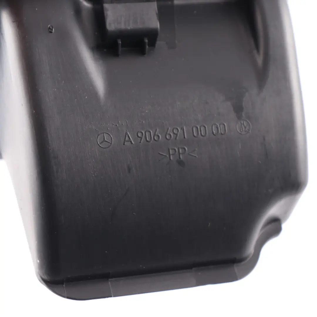 Garniture de pilier Cache supérieur gauche Capuchon pour Mercedes W906 B à propos du numéro de pièce A9066910000 Mercedes W906 B Garniture de pilier Cache supérieur gauche Capuchon - SKU A9066910000 - Numéro de pièce A9066910000