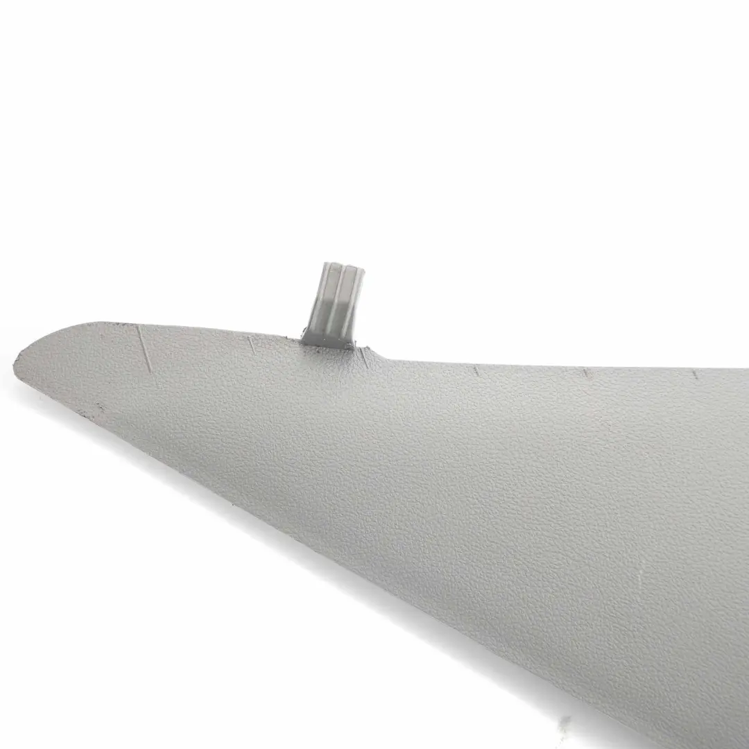 Rivestimento Anteriore Sinistro Inferiore Montante A A9066880306 per Mercedes W906 con numero di parte A9066920000 Mercedes W906 Rivestimento Anteriore Sinistro Inferiore Montante A A9066880306 - SKU A9066920000 - Numero di parte A9066920000