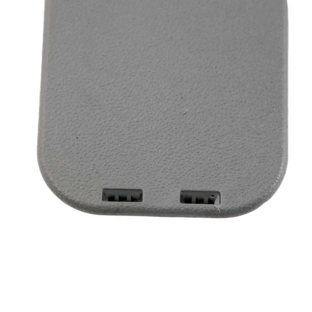 Embellecedor Inferior Del Pilar D Gris para Mercedes Sprinter W906 con número de pieza A9066920922 Mercedes Sprinter W906 Embellecedor Inferior Del Pilar D Gris - SKU A9066920922 - Número de pieza A9066920922