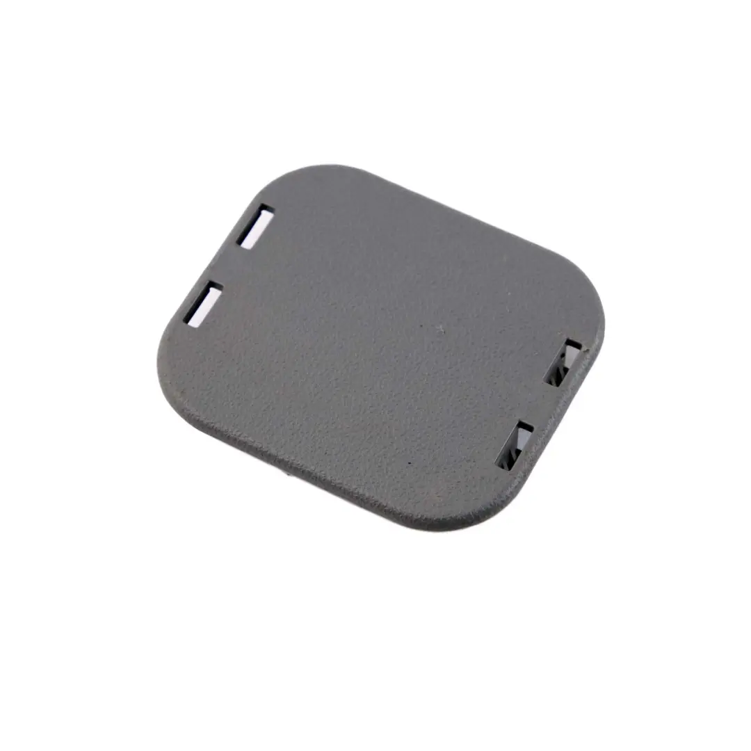 Embellecedor Inferior Del Pilar D Gris para Mercedes Sprinter W906 con número de pieza A9066920922 Mercedes Sprinter W906 Embellecedor Inferior Del Pilar D Gris - SKU A9066920922 - Número de pieza A9066920922