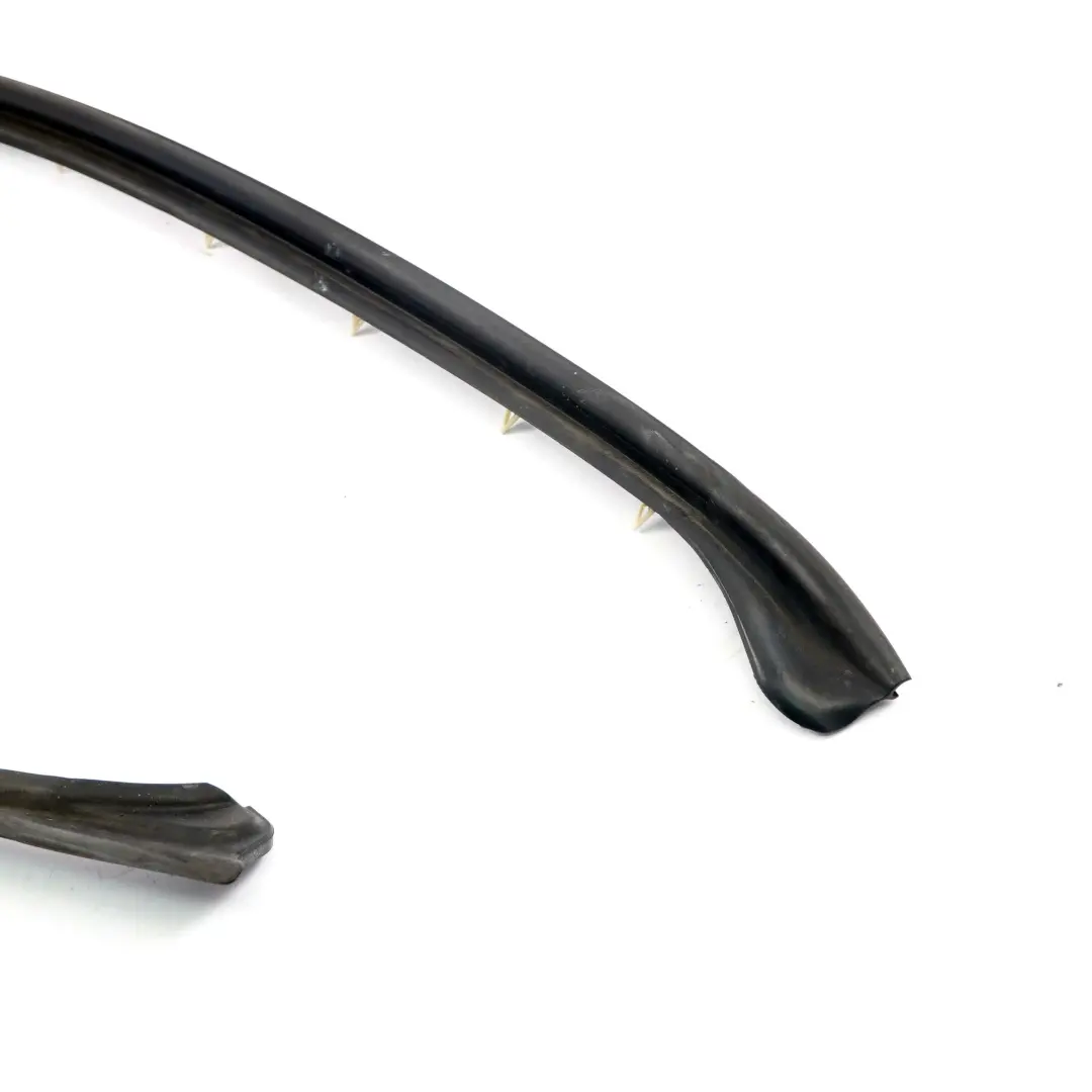 Mercedes-Benz Sprinter W906 Guida Finestrino Porta Anteriore Sinistra per con numero di parte A9066970898 Mercedes-Benz Sprinter W906 Guida Finestrino Porta Anteriore Sinistra - SKU A9066970898 - Numero di parte A9066970898