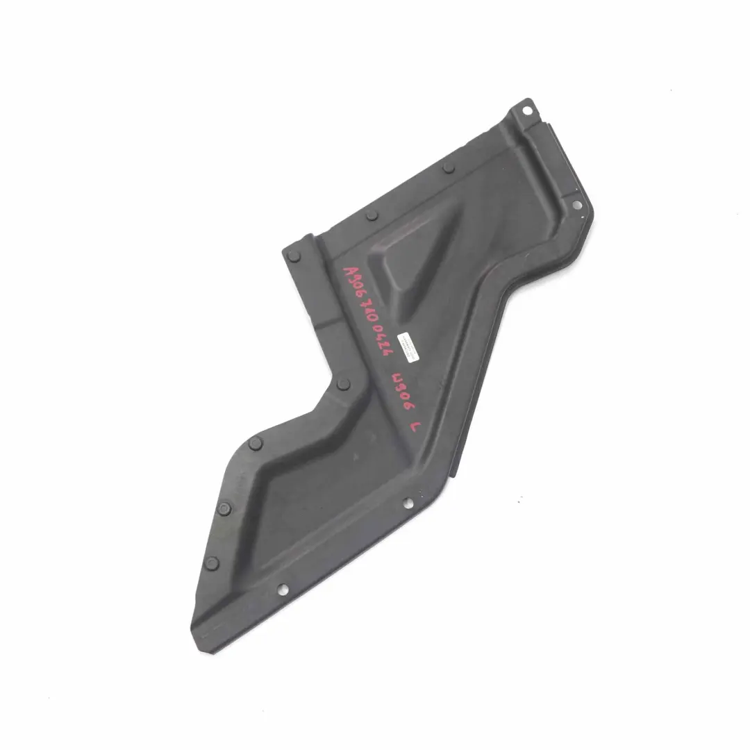 Osłona Ściana Działowa Lewa do Mercedes Sprinter W906 o numerze A9067100424 Mercedes Sprinter W906 Osłona Ściana Działowa Lewa - SKU A9067100424 - Numer Części A9067100424