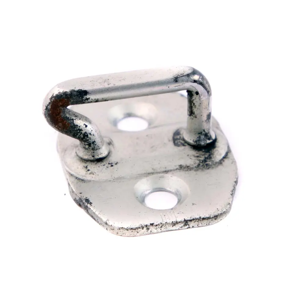 Mercedes-Benz Sprinter W906 Gache de Serrure Porte Avant pour à propos du numéro de pièce A9067200004 Mercedes-Benz Sprinter W906 Gache de Serrure Porte Avant - SKU A9067200004 - Numéro de pièce A9067200004