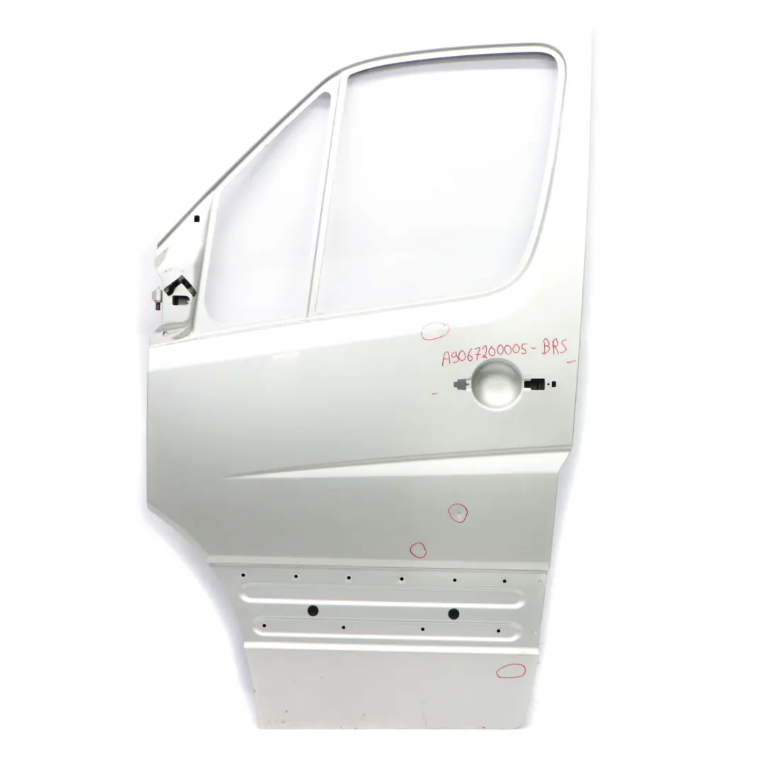 Drzwi Lewe Przednie Brilliant Silver Srebrne - 9744 do Mercedes Sprinter W906 o numerze A9067200005 Mercedes Sprinter W906 Drzwi Lewe Przednie Brilliant Silver Srebrne - 9744 - SKU A9067200005-BRS - Numer Części A9067200005