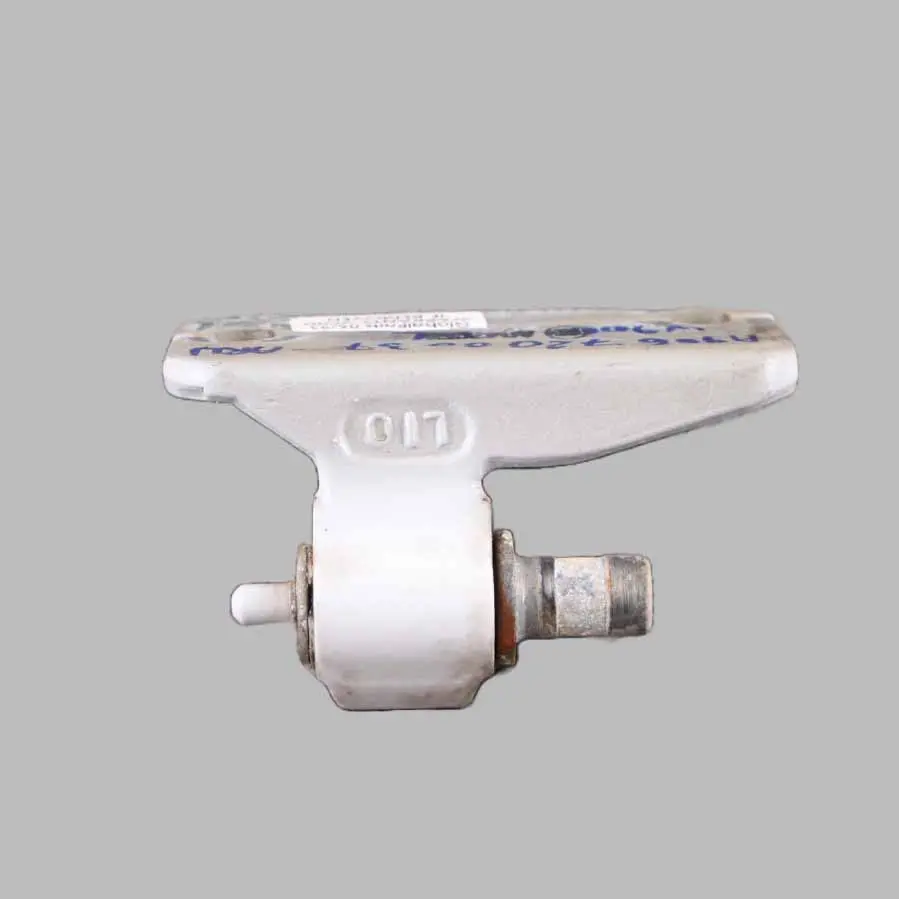 Bisagra puerta delantera izquierda superior Arctic White - 9147 para Mercedes W906 con número de pieza A9067200037 Mercedes W906 Bisagra puerta delantera izquierda superior Arctic White - 9147 - SKU A9067200037-ARW - Número de pieza A9067200037
