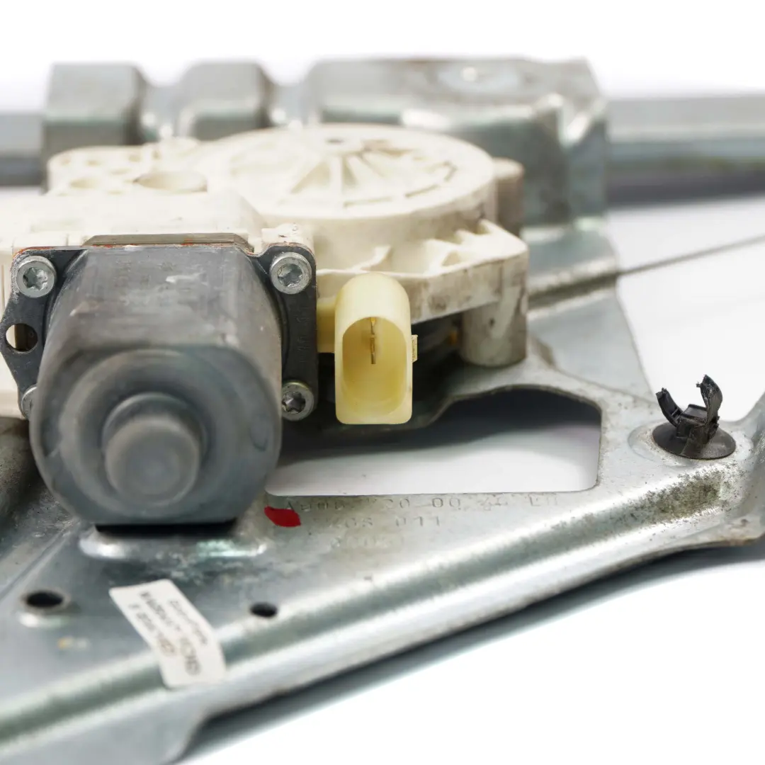 Elevalunas Puerta Delantera Izquierda para Mercedes Sprinter W906 con número de pieza A9067200046 Mercedes Sprinter W906 Elevalunas Puerta Delantera Izquierda - SKU A9067200046 - Número de pieza A9067200046