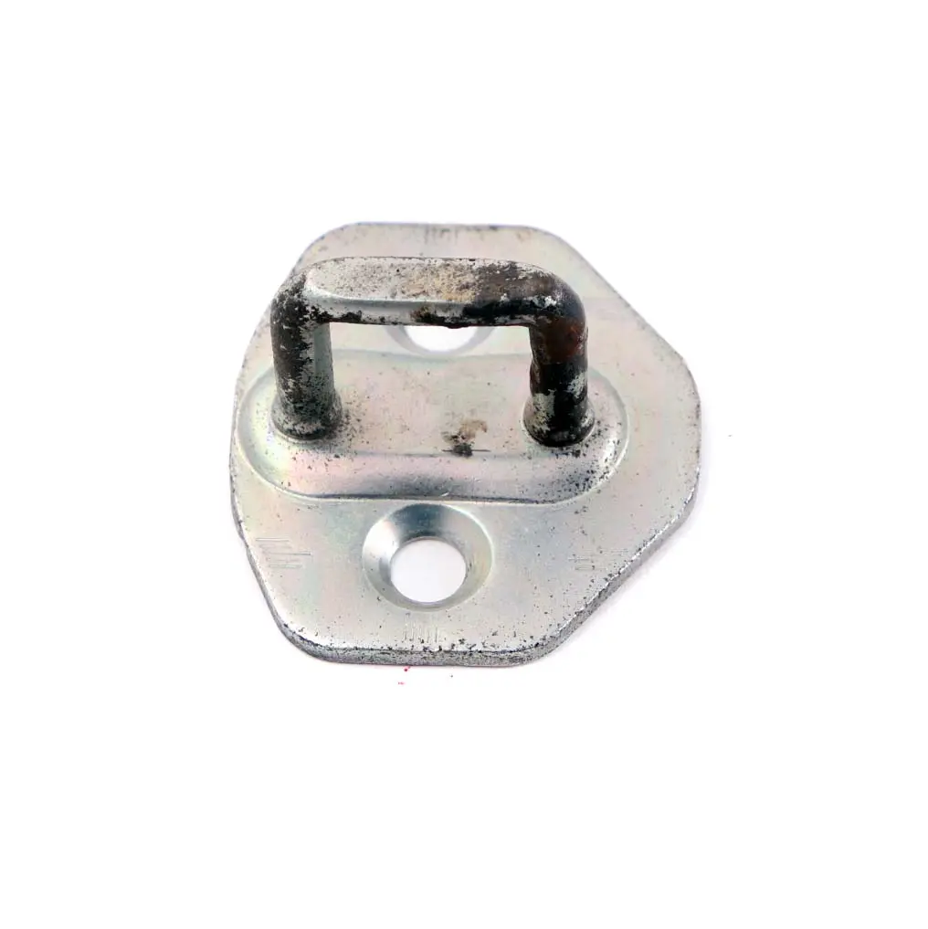 cerradura de la puerta trasera Striker para Mercedes Sprinter W906 con número de pieza A9067200204 Mercedes Sprinter W906 cerradura de la puerta trasera Striker - SKU A9067200204 - Número de pieza A9067200204