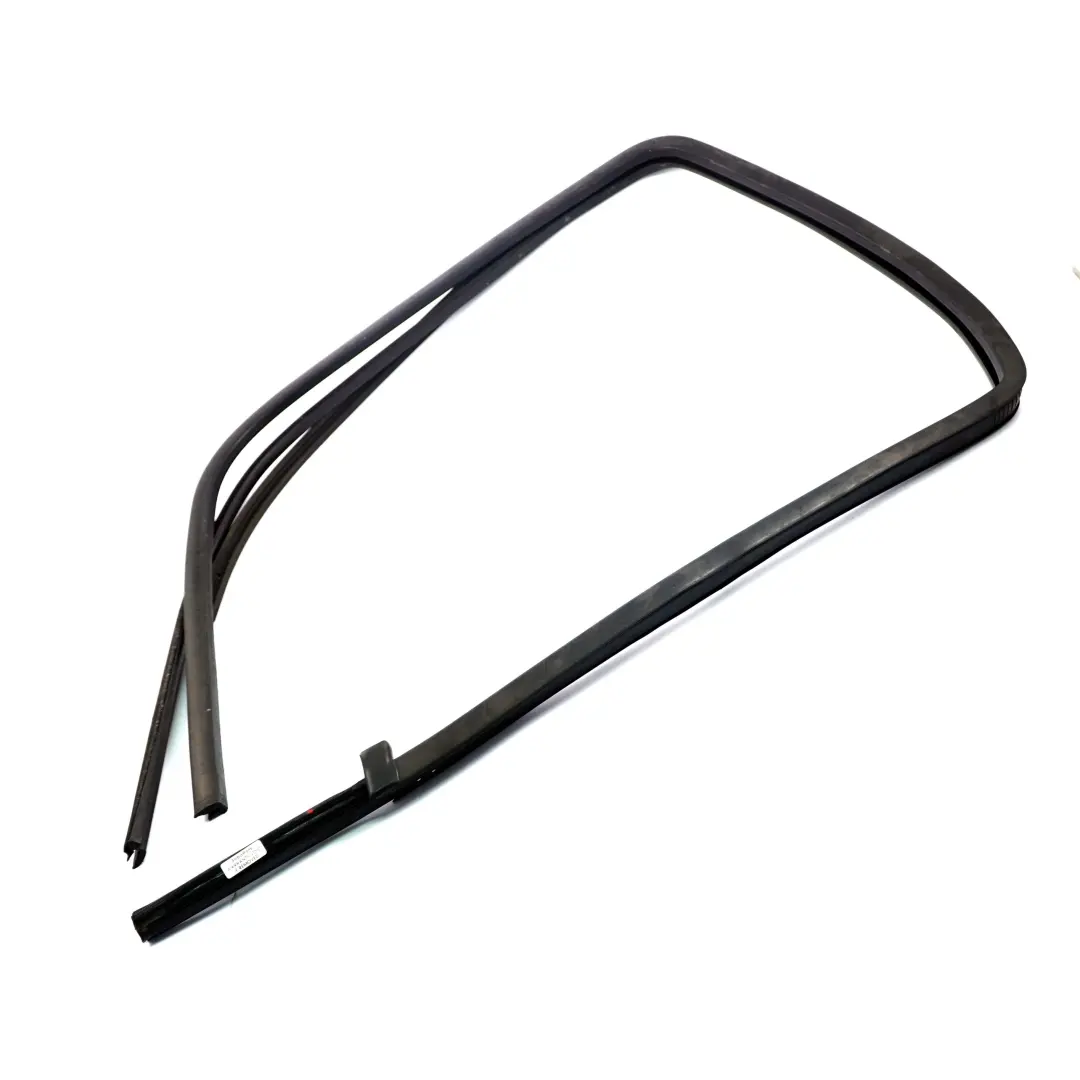 Porta anteriore destra Finestra Guarnizione tenuta Guarnizione per Mercedes W906 con numero di parte A9067200917 Mercedes W906 Porta anteriore destra Finestra Guarnizione tenuta Guarnizione - SKU A9067200917 - Numero di parte A9067200917