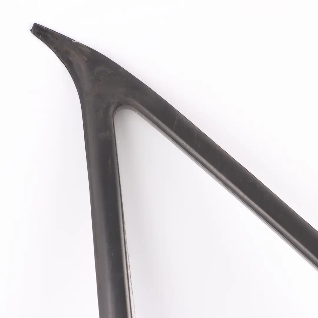 Fenêtre Avant Porte Droite Quart de Vitre AS2 pour Mercedes Sprinter W906 à propos du numéro de pièce A9067250109 Mercedes Sprinter W906 Fenêtre Avant Porte Droite Quart de Vitre AS2 - SKU A9067250109-1 - Numéro de pièce A9067250109