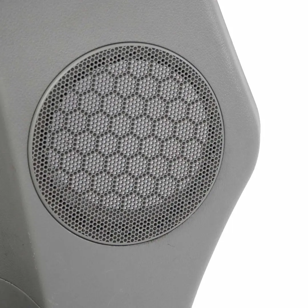 Garniture de porte avant gauche Tissu gris pour Mercedes Sprinter W906 à propos du numéro de pièce A9067270071 Mercedes Sprinter W906 Garniture de porte avant gauche Tissu gris - SKU A9067270071 - Numéro de pièce A9067270071