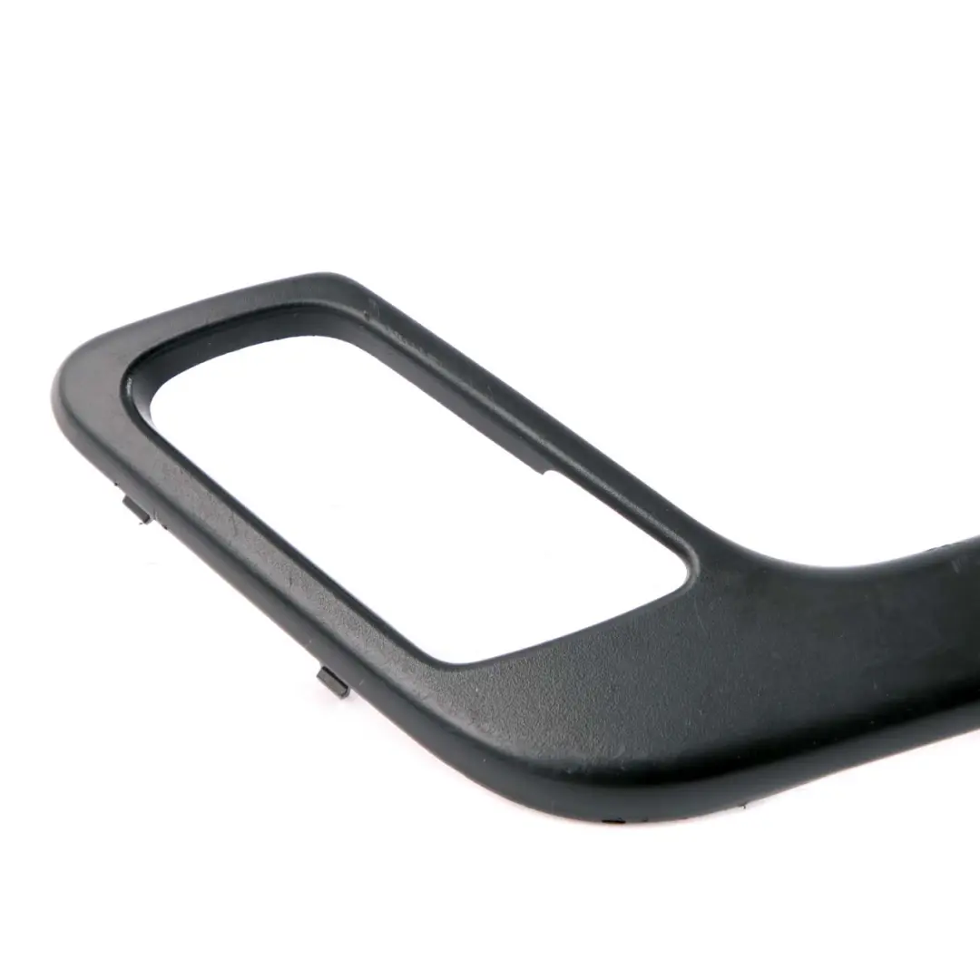 Mercedes-Benz W906 Coperchio maniglia scheda porta interna sinistra per con numero di parte A9067270287 Mercedes-Benz W906 Coperchio maniglia scheda porta interna sinistra - SKU A9067270287 - Numero di parte A9067270287