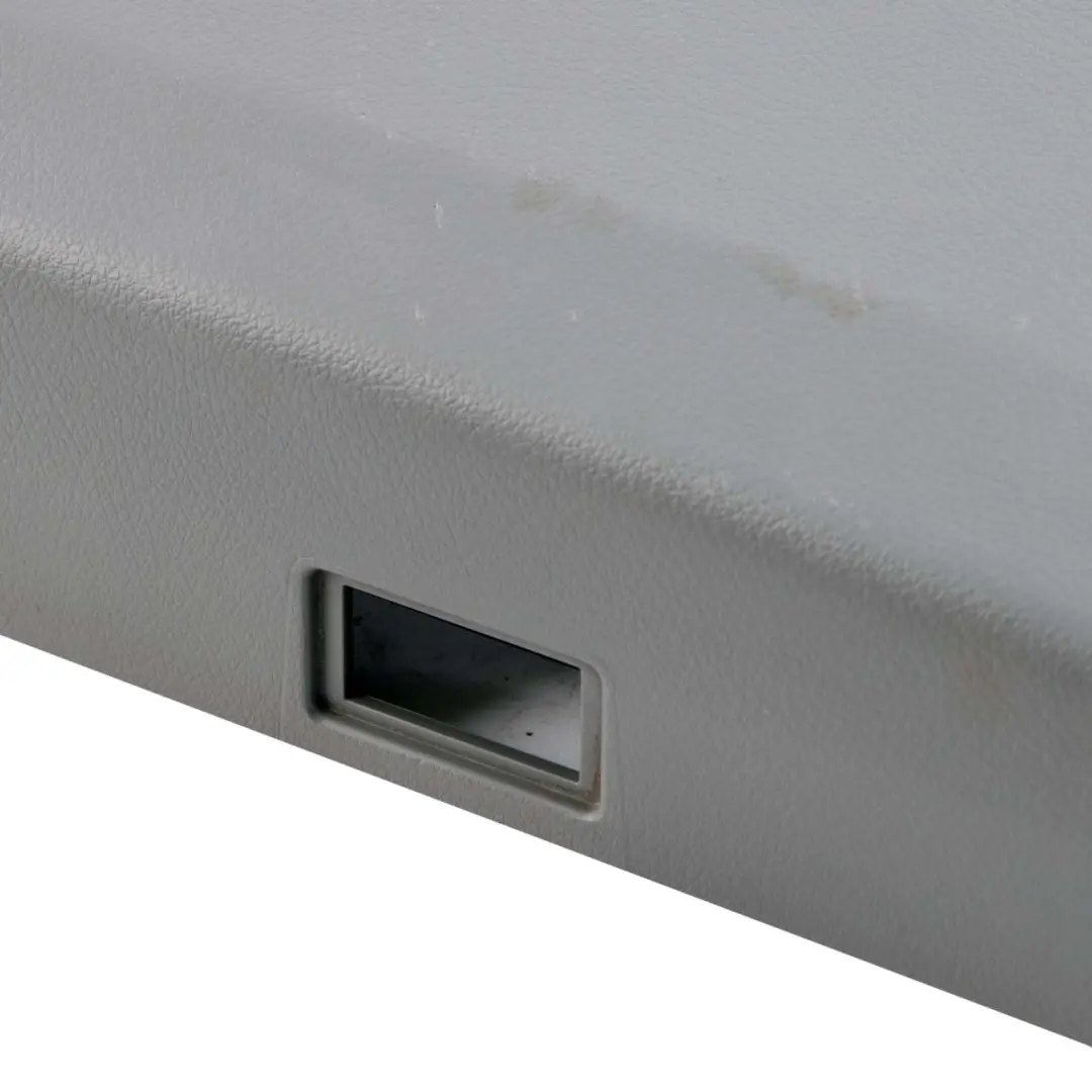 Mercedes W906 Panneau Garniture Carte Porte Exterieur Droit Gris - SKU A9067270571 - Numéro de pièce A9067270571