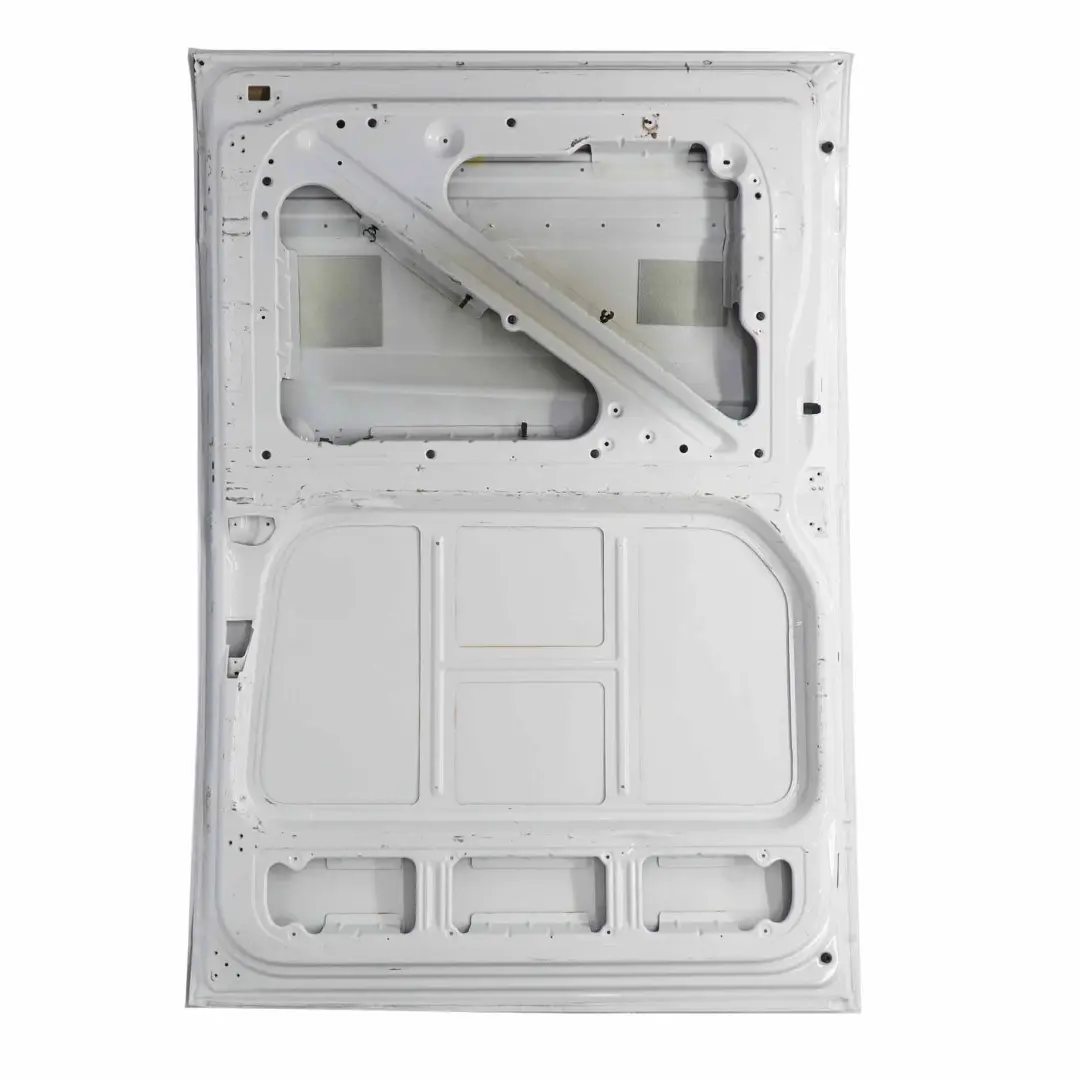 Sliding Door Side Rear Left N/S High Roof Arctic White - 9147 to Mercedes W906 with Part number A9067307105 Mercedes W906 Sliding Door Side Rear Left N/S High Roof Arctic White - 9147 - SKU A9067307105-ARW1 - Part number A9067307105