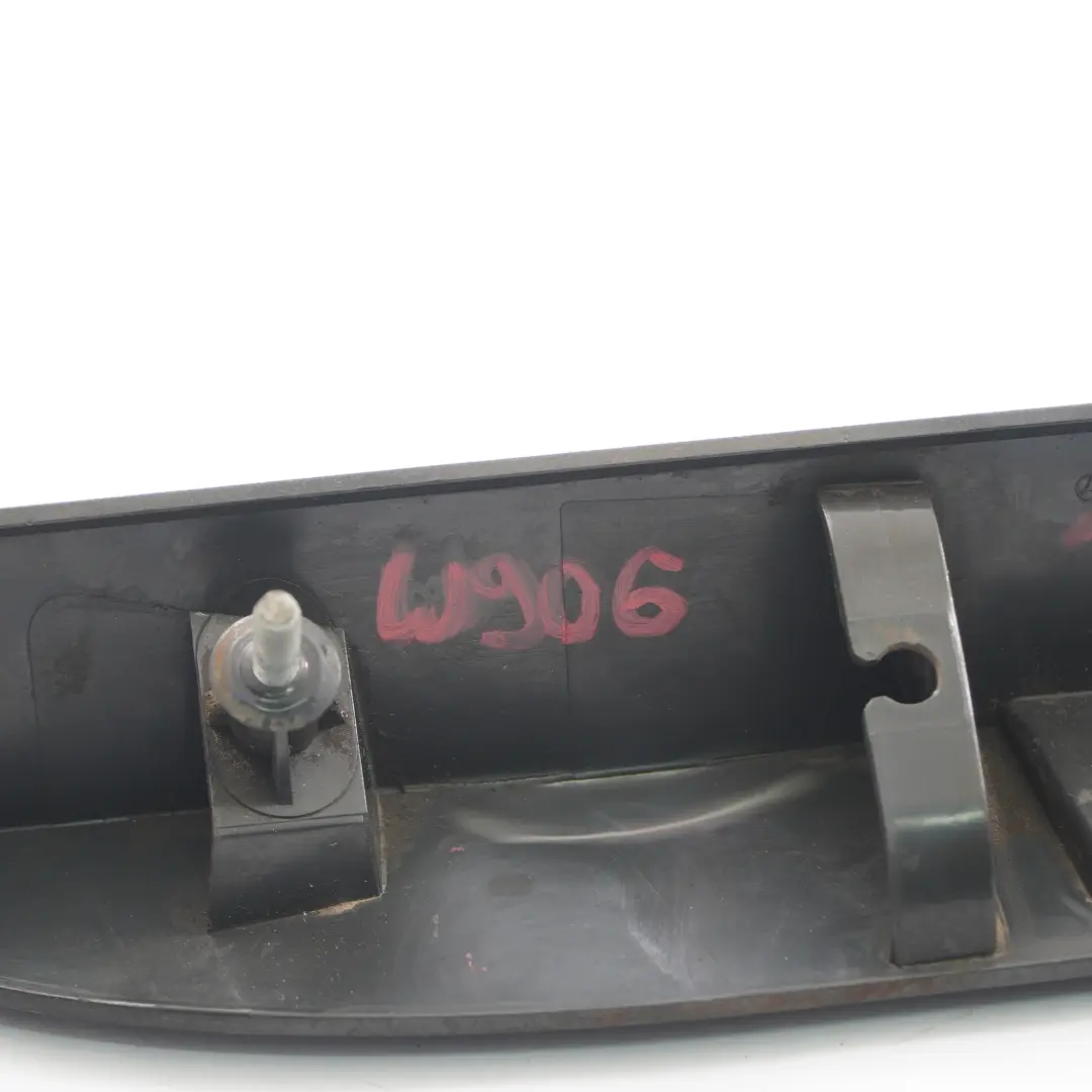 Mercedes W906 Trunk Cubierta Panel Placa de matrícula Soporte - SKU A9067400030-1 - Número de pieza A9067400030