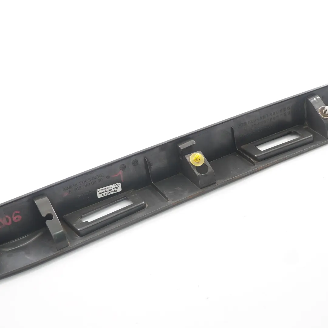 Mercedes W906 Trunk Cubierta Panel Placa de matrícula Soporte - SKU A9067400030-1 - Número de pieza A9067400030