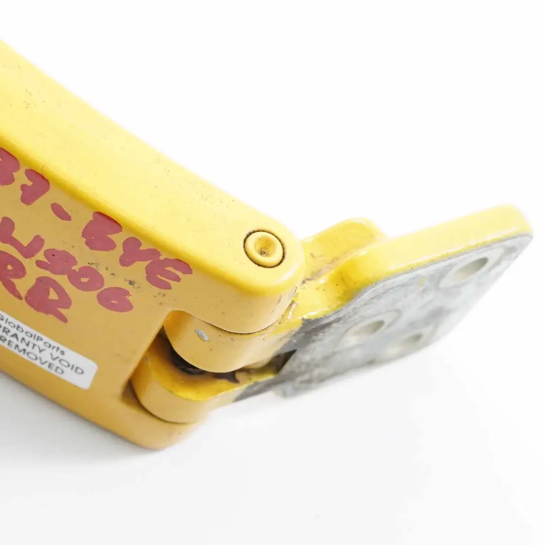 Puerta Trasera Derecha Bisagra Superior Broom Yellow - 1212 para Mercedes W906 con número de pieza A9067400137 Mercedes W906 Puerta Trasera Derecha Bisagra Superior Broom Yellow - 1212 - SKU A9067400137-BYE - Número de pieza A9067400137