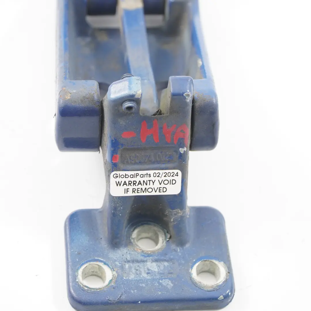 Cerniera porta posteriore sinistra inferiore Blu Giacinto 5376 per Mercedes W906 con numero di parte A9067400237 Mercedes W906 Cerniera porta posteriore sinistra inferiore Blu Giacinto 5376 - SKU A9067400237-HYA - Numero di parte A9067400237