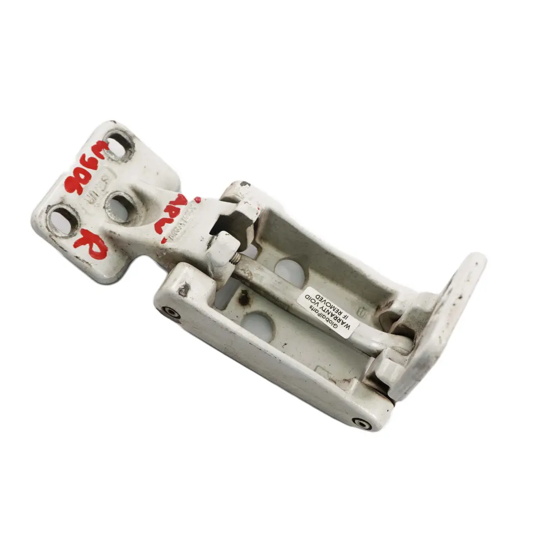 Zawias Drzwi Dół Prawy Tył do Mercedes Sprinter W906 o numerze A9067400337 Mercedes Sprinter W906 Zawias Drzwi Dół Prawy Tył - SKU A9067400337 - Numer Części A9067400337