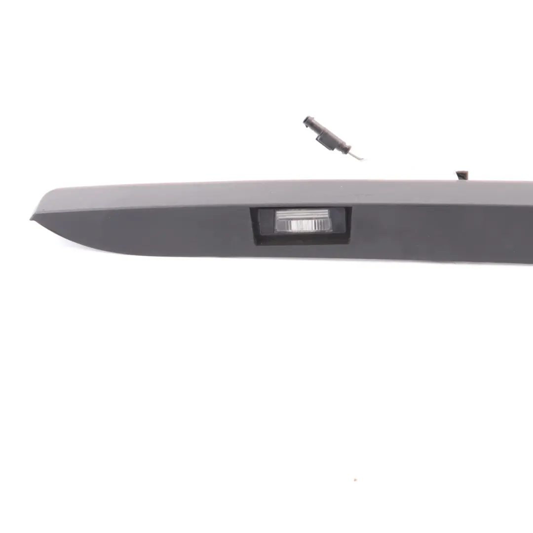 Couvercle De Plaque D'Immatriculation Hayon pour Mercedes Sprinter W906 à propos du numéro de pièce A9067400900 Mercedes Sprinter W906 Couvercle De Plaque D'Immatriculation Hayon - SKU A9067400900 - Numéro de pièce A9067400900