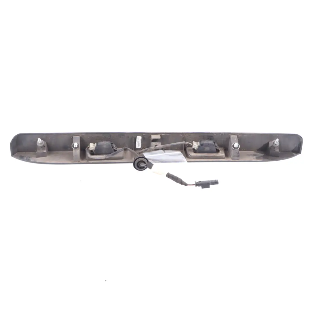 Mercedes Sprinter W906 Puerta Trasera Luz Placa de Licencia Cubierta - SKU A9067400900 - Número de pieza A9067400900