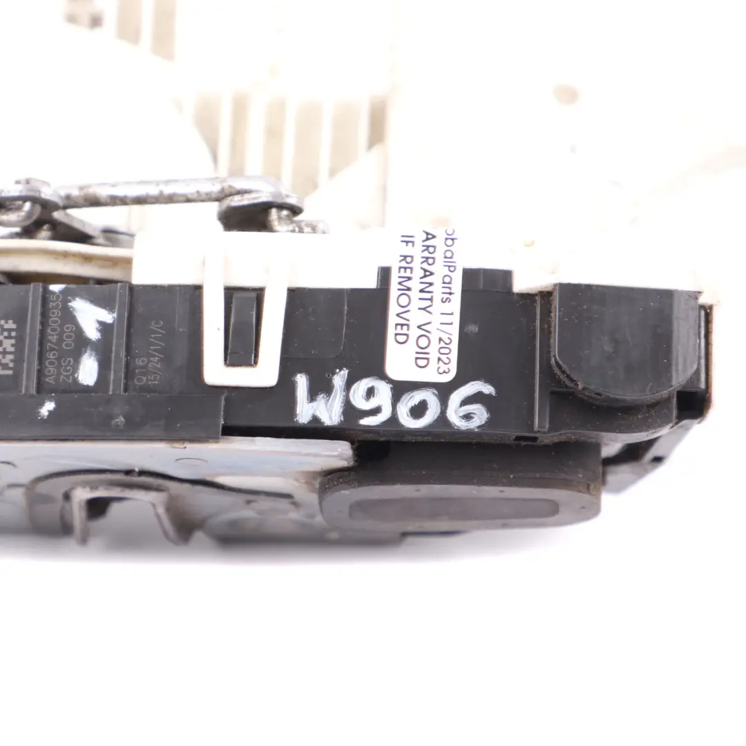 Mécanisme verrouillage portes arrière pour Mercedes Sprinter W906 à propos du numéro de pièce A9067400935 Mercedes Sprinter W906 Mécanisme verrouillage portes arrière - SKU A9067400935-1 - Numéro de pièce A9067400935