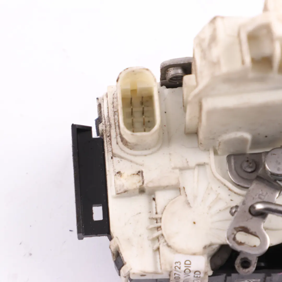 Actuador Del Mecanismo De Cierre De La Puerta Trasera para Mercedes W906 con número de pieza A9067400935 Mercedes W906 Actuador Del Mecanismo De Cierre De La Puerta Trasera - SKU A9067400935-2 - Número de pieza A9067400935