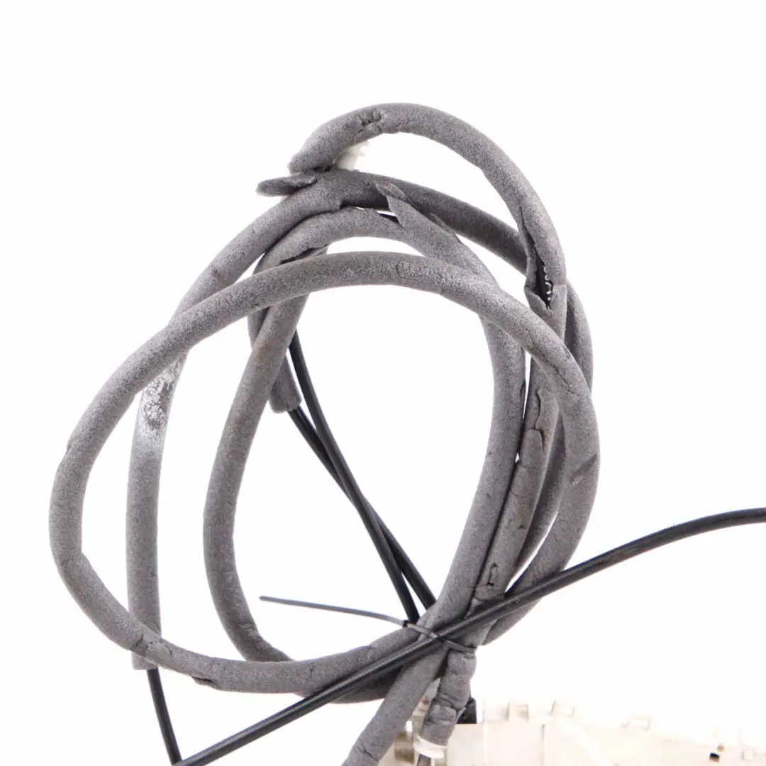 Serrure Porte Arrière Droite Verrouillage pour Mercedes Sprinter W906 à propos du numéro de pièce A9067401035 Mercedes Sprinter W906 Serrure Porte Arrière Droite Verrouillage - SKU A9067401035-1 - Numéro de pièce A9067401035