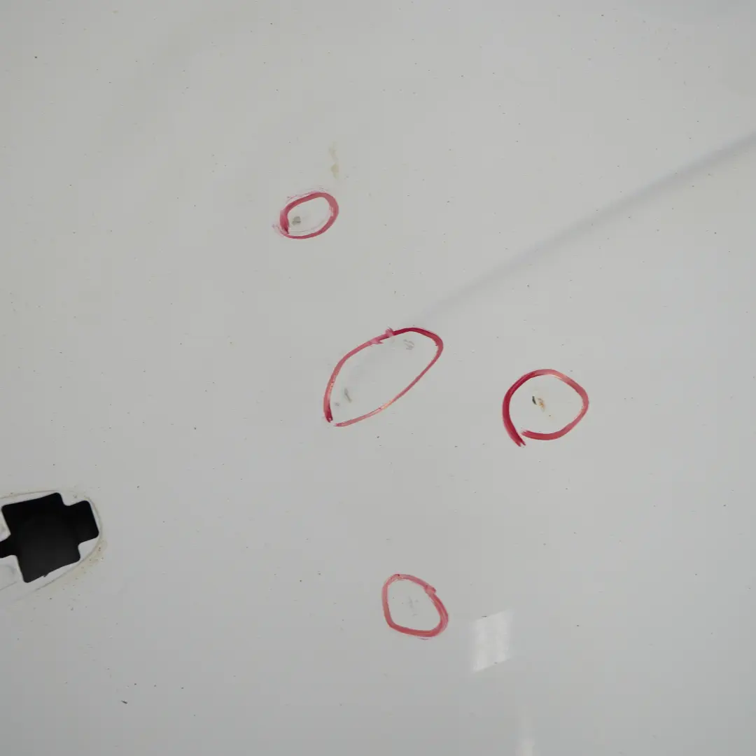 Mercedes-Benz Sprinter W906 Rear Right O/S High Roof Boot Tailgate Door White to with Part number A9067401305 Mercedes-Benz Sprinter W906 Rear Right O/S High Roof Boot Tailgate Door White - SKU A9067401305-ARW - Part number A9067401305