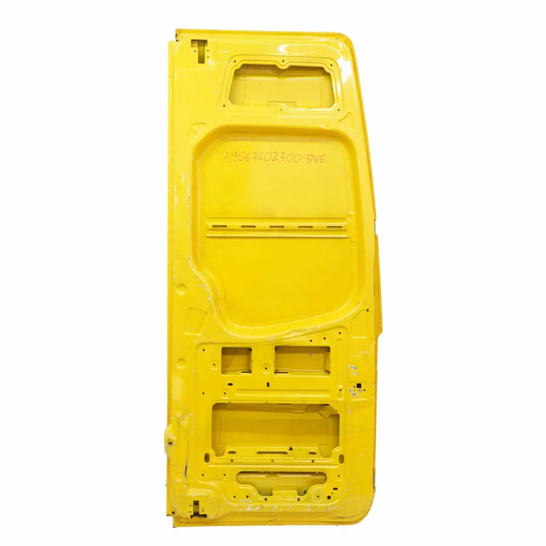 Drzwi Lewe Tylne Wysokie do Mercedes Sprinter W906 o numerze A9067402300 Mercedes Sprinter W906 Drzwi Lewe Tylne Wysokie - SKU A9067402300-BYE - Numer Części A9067402300