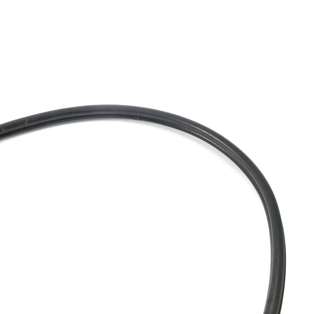 Mercedes Sprinter W906 Joint d'étanchéité du couvercle de coffre arrière gauche - SKU A9067470130 - Numéro de pièce A9067470130