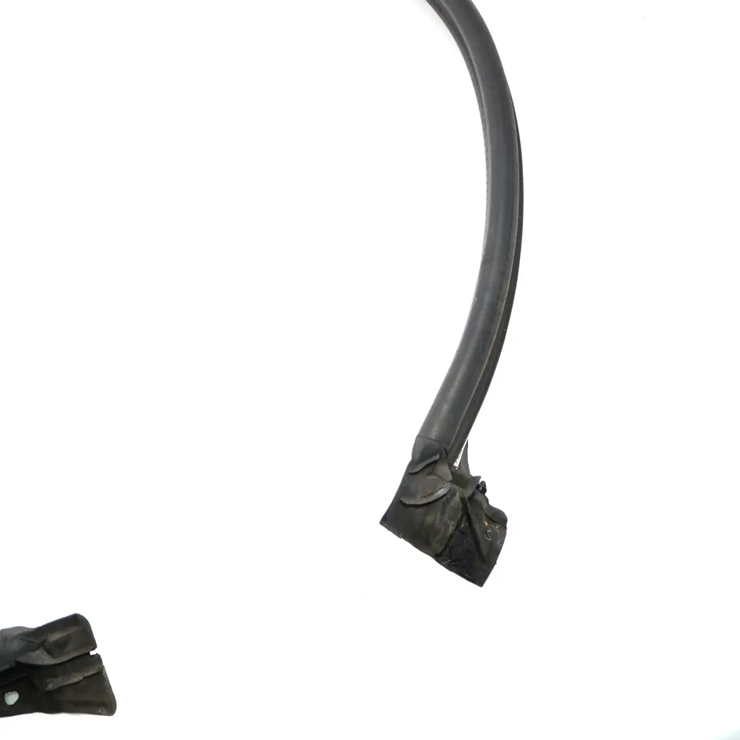 Mercedes-Benz Sprinter W906 Rear Left Trunk Lid Door N/S Guide Seal Gasket to with Part number A9067470130 Mercedes-Benz Sprinter W906 Rear Left Trunk Lid Door N/S Guide Seal Gasket - SKU A9067470130 - Part number A9067470130